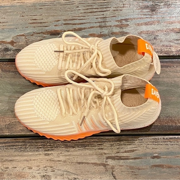 Danskin Display Pair With Tags “Positive” Sneakers Tan Orange Womens Size 5.5 - Picture 5 of 9